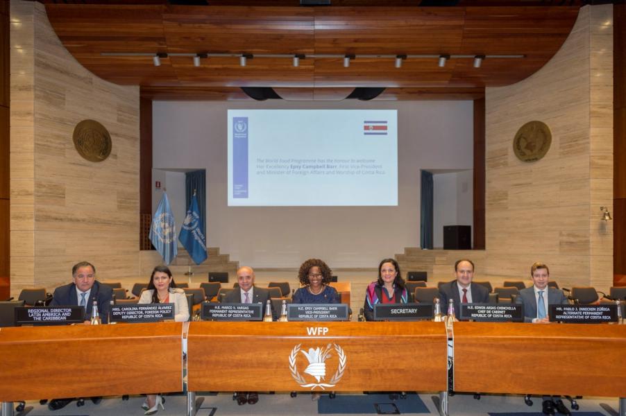 The Vice-President and delegation visits the Auditorium for a viewing of a WFP corporate video. Photo Credit: WFP/Giulio dAdamo