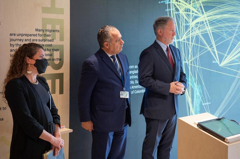 Launch of the exhibit on Migration in the Americas: Migratory routes and motivations of people on the move.  Conducted by Ms. Lola Castro Regional Director, RBP together with Mr. David Beasley, Executive Director WFP Ms. Ana Luisa Castro Novey, Vice Minister of Panama Mr. Don Tomás Alberto Duncan Jurado, Permanent Representative of Panama Mr. Carlos Cerniak, Ambassador of Argentina. Photo: WFP/Rein Skullerud